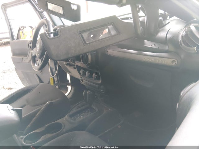 1C4AJWAGXGL204278 Jeep Wrangler Sport