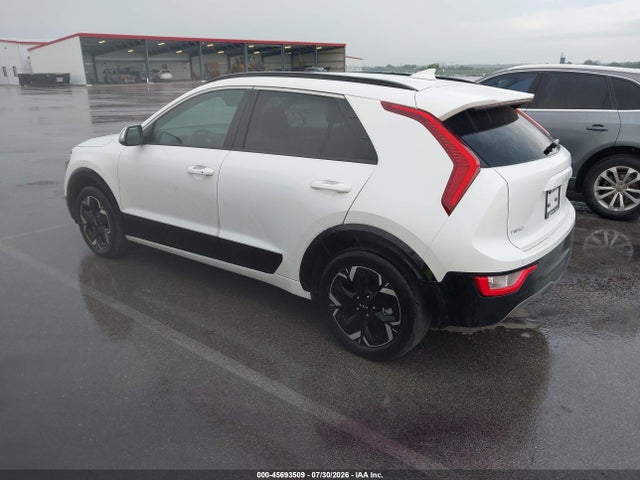 KIA Niro Ev Wind 2023 KNDCR3L15P5044887 Image 3