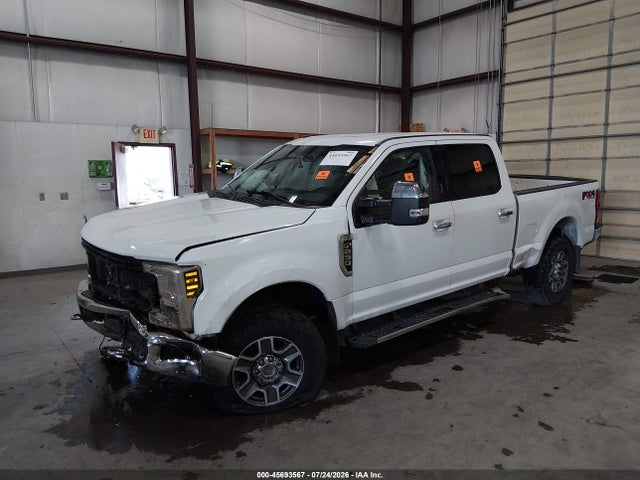 Ford F-250 Xlt 2019 1FT7W2B69KEC79321 Image 2