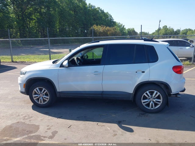 45693605 :رقم المزاد ، WVGBV7AX4HK031942 vin ، 2017 Volkswagen Tiguan 2.0t/2.0t S مزاد بيع