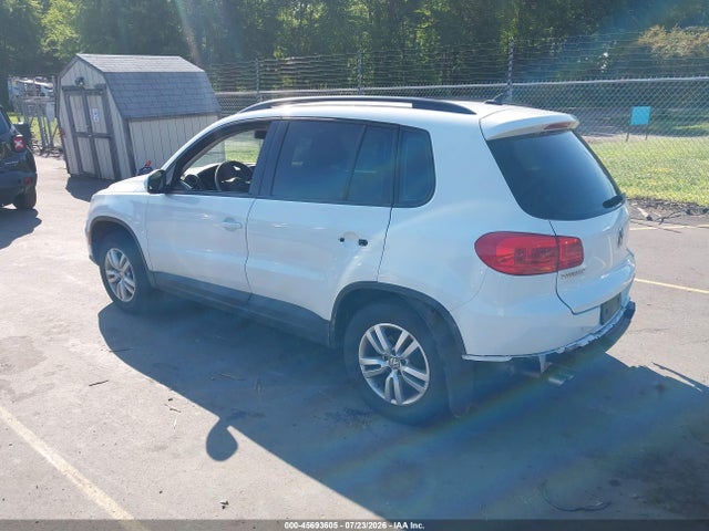 45693605 :رقم المزاد ، WVGBV7AX4HK031942 vin ، 2017 Volkswagen Tiguan 2.0t/2.0t S مزاد بيع