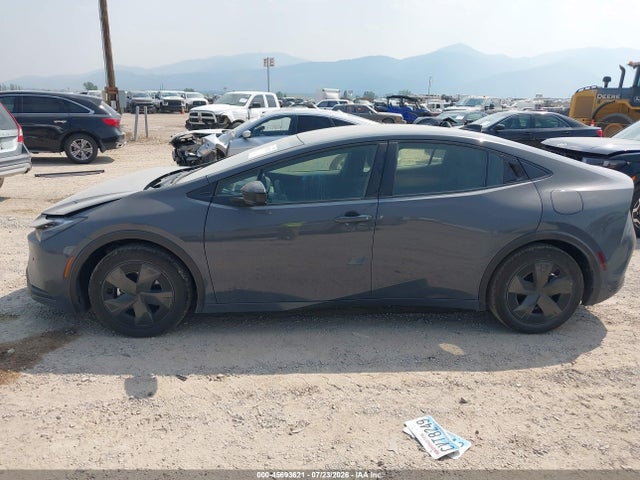 Toyota Prius Le 2026 JTDACAAU5T3079249 Image 15