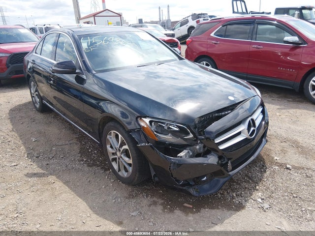 Продаж на аукціоні авто 2016 Mercedes-benz C 300 4matic, vin: 55SWF4KB2GU165654, номер лоту: 45693654