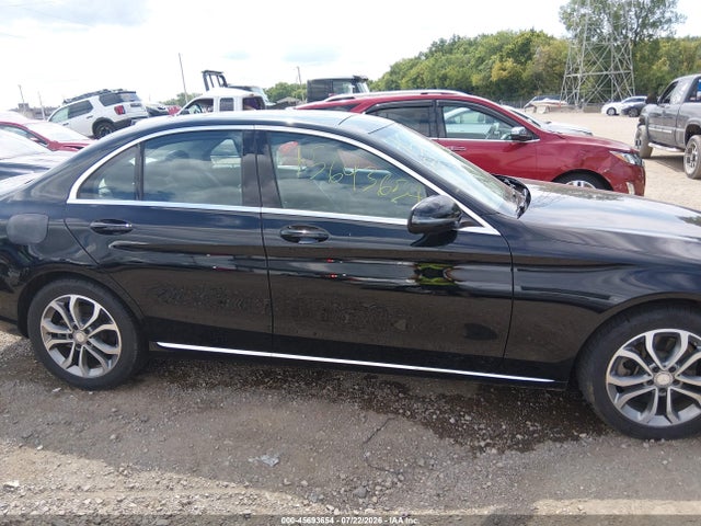 Продаж на аукціоні авто 2016 Mercedes-benz C 300 4matic, vin: 55SWF4KB2GU165654, номер лоту: 45693654