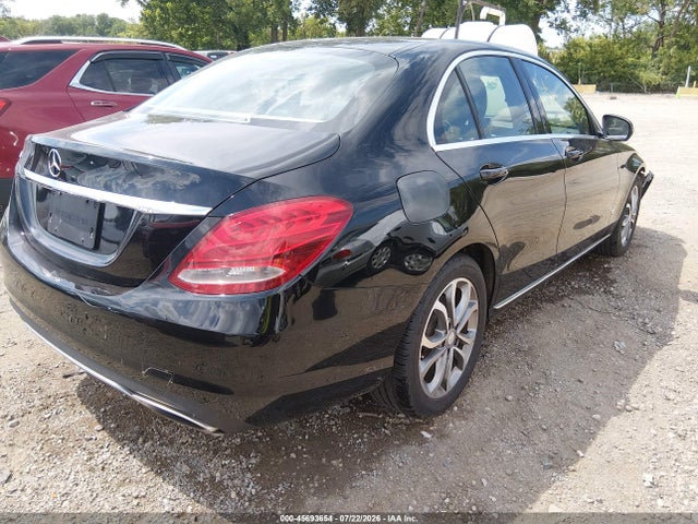 Продаж на аукціоні авто 2016 Mercedes-benz C 300 4matic, vin: 55SWF4KB2GU165654, номер лоту: 45693654