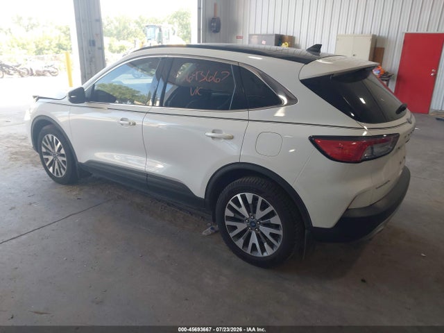 2022 Ford Escape Titanium მანქანა იყიდება აუქციონზე, vin: 1FMCU9J93NUA77914, აუქციონის ნომერი: 45693667