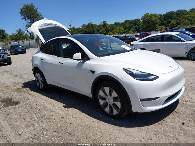 Tesla Model Y Awd/long Range Dual Motor All-wheel Drive 2023 7SAYGAEE5PF703083 головне зображення