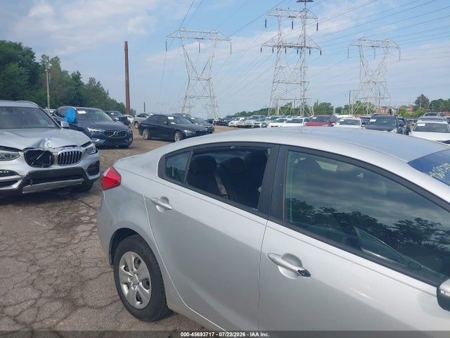 KIA FORTE LX 2015 KNAFX4A6XF5404366 Image 6