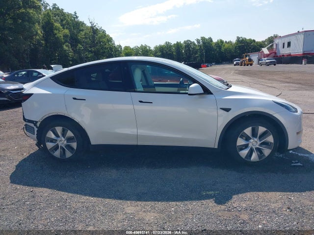Продаж на аукціоні авто 2021 Tesla Model Y Long Range Dual Motor All-wheel Drive, vin: 5YJYGDEEXMF311694, номер лоту: 45693741