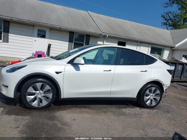 Продаж на аукціоні авто 2021 Tesla Model Y Long Range Dual Motor All-wheel Drive, vin: 5YJYGDEEXMF311694, номер лоту: 45693741