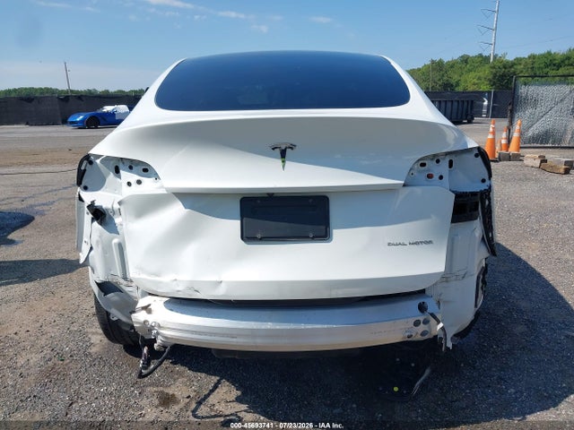 Продаж на аукціоні авто 2021 Tesla Model Y Long Range Dual Motor All-wheel Drive, vin: 5YJYGDEEXMF311694, номер лоту: 45693741