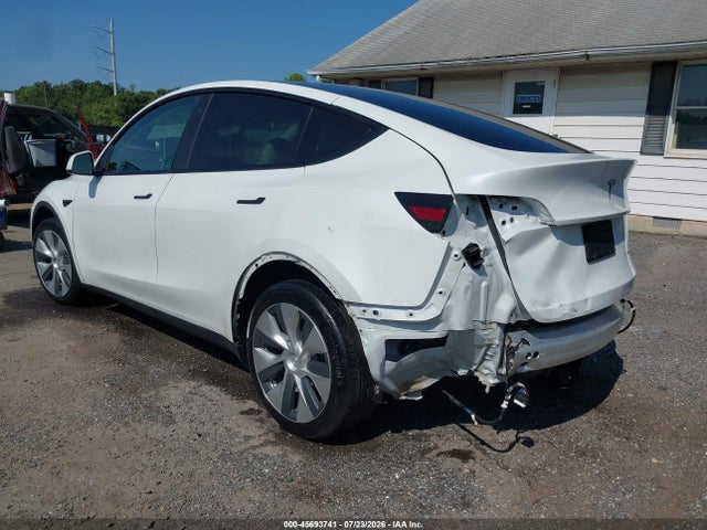Продаж на аукціоні авто 2021 Tesla Model Y Long Range Dual Motor All-wheel Drive, vin: 5YJYGDEEXMF311694, номер лоту: 45693741