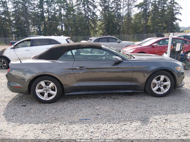 1FATP8EM6H5303095 Ford Mustang V6