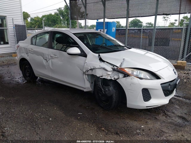 2013 Mazda Mazda3 I Sport მანქანა იყიდება აუქციონზე, vin: JM1BL1UP5D1800614, აუქციონის ნომერი: 45693763