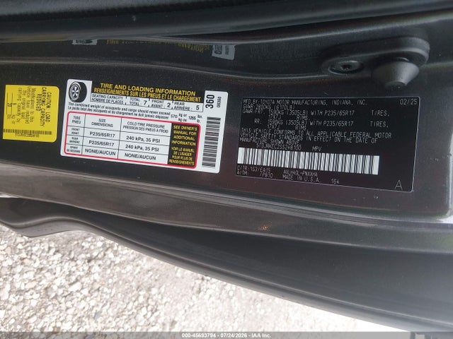 Toyota SIENNA XLE 2025 5TDJRKEC2SS248100 Image 9