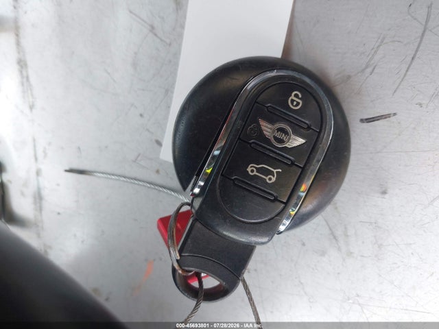Продаж на аукціоні авто 2016 Mini Clubman Cooper S, vin: WMWLN9C56G2E47831, номер лоту: 45693801