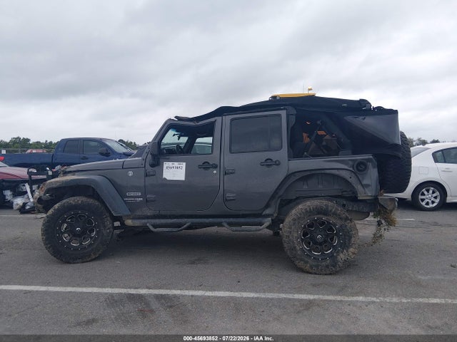 1C4BJWDG4JL834773 Jeep Wrangler Jk Unlimited Sport 4x4