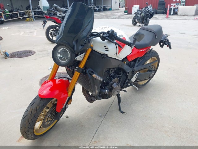 45693855 :رقم المزاد ، JYARN80E8RA003203 vin ، 2024 Yamaha Mtm890 مزاد بيع