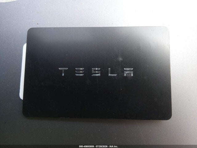 45693889 :رقم المزاد ، 7SAYGAEE8RF983066 vin ، 2024 Tesla Model Y Long Range Dual Motor All-wheel Drive مزاد بيع