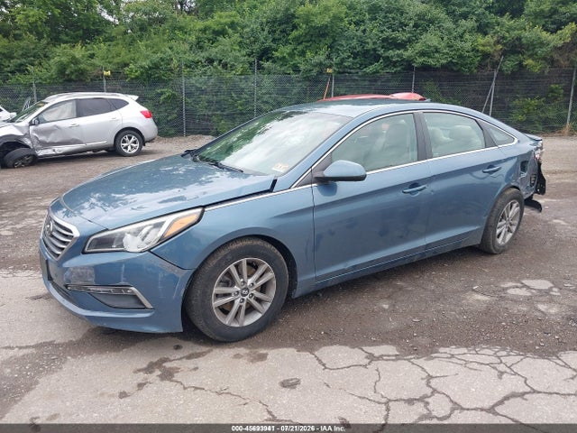Hyundai SONATA SE 2015 5NPE24AF0FH206957 Image 2
