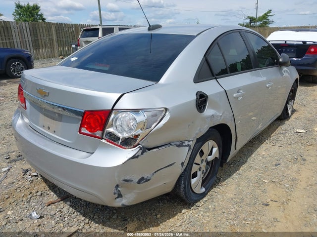Продаж на аукціоні авто 2015 Chevrolet Cruze Ls Auto, vin: 1G1PA5SH0F7213082, номер лоту: 45693953
