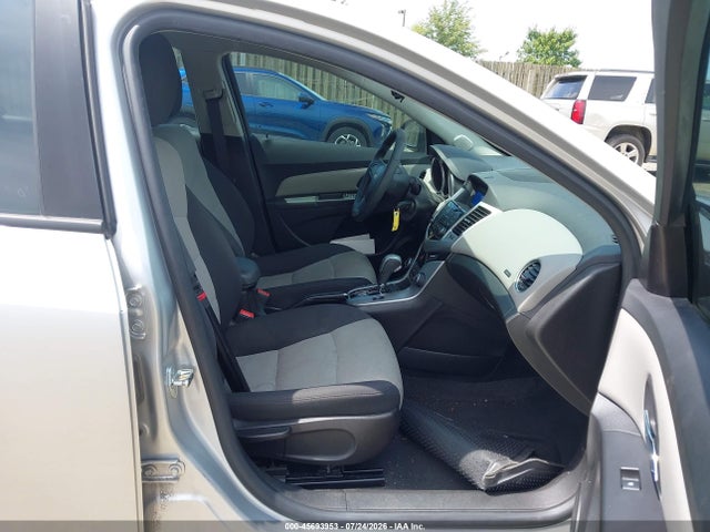 45693953 :رقم المزاد ، 1G1PA5SH0F7213082 vin ، 2015 Chevrolet Cruze Ls Auto مزاد بيع