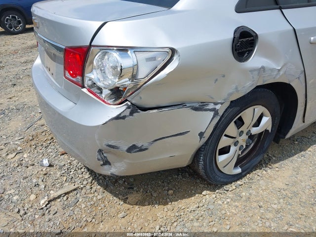 45693953 :رقم المزاد ، 1G1PA5SH0F7213082 vin ، 2015 Chevrolet Cruze Ls Auto مزاد بيع