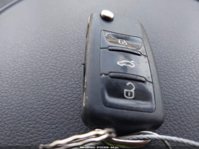 Продажа на аукционе авто 2017 Volkswagen Tiguan 2.0t S, vin: WVGAV7AX3HW510969, номер лота: 45693993