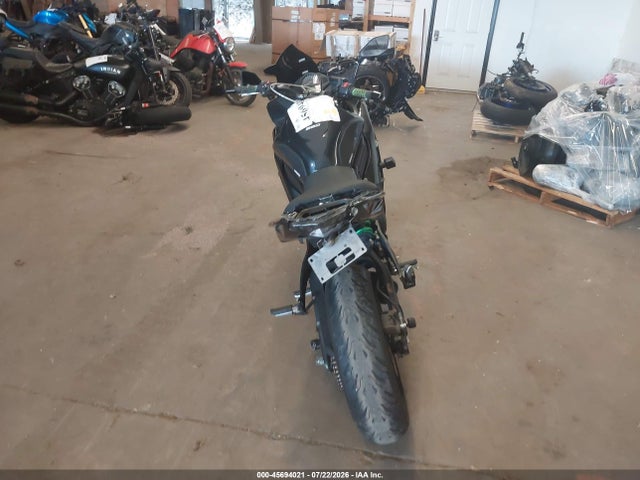 Kawasaki Ex650 F 2016 JKAEXEF10GDA25432 Image 6
