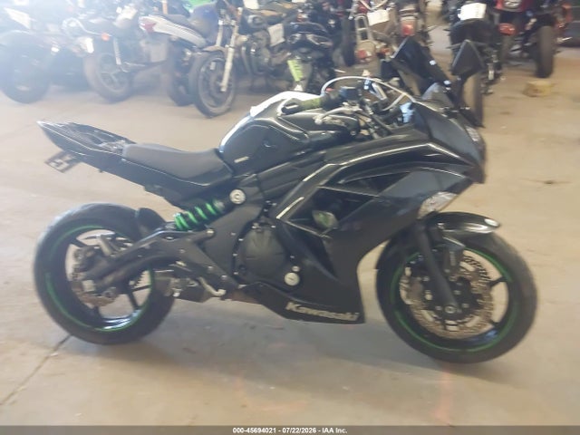 Kawasaki Ex650 F 2016 JKAEXEF10GDA25432 Image 8