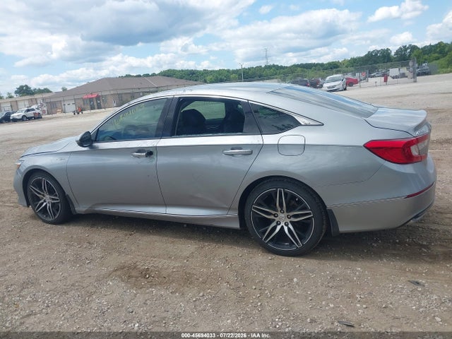 2022 Honda Accord Hybrid Touring მანქანა იყიდება აუქციონზე, vin: 1HGCV3F93NA019599, აუქციონის ნომერი: 45694033