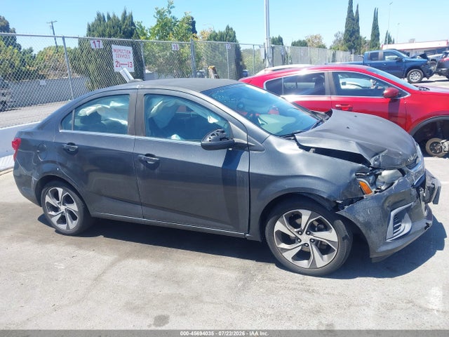 Chevrolet Sonic Premier Auto 2018 1G1JF5SB6J4104624 Image 13