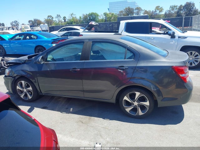 Chevrolet Sonic Premier Auto 2018 1G1JF5SB6J4104624 Image 14