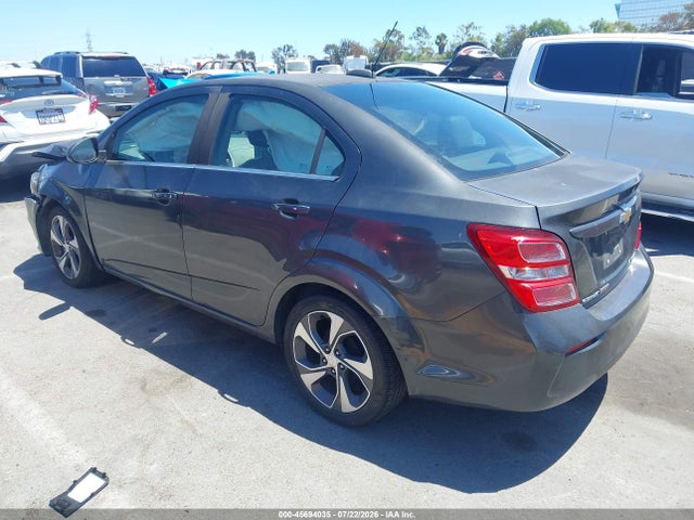 Chevrolet Sonic Premier Auto 2018 1G1JF5SB6J4104624 Image 3