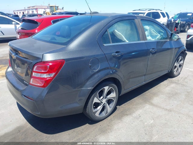Chevrolet Sonic Premier Auto 2018 1G1JF5SB6J4104624 Image 4