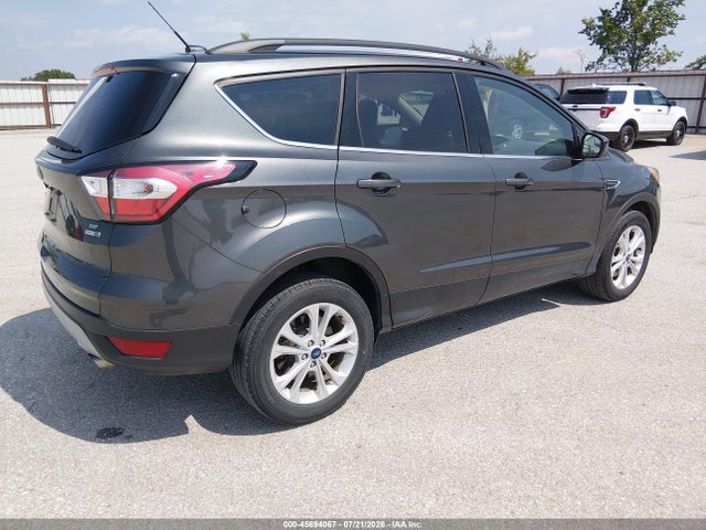 Ford ESCAPE SE 2018 1FMCU9GD0JUD31178 Image 4