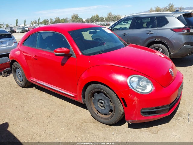 45694088 :رقم المزاد ، 3VWJP7AT1CM602132 vin ، 2012 Volkswagen Beetle 2.5l مزاد بيع