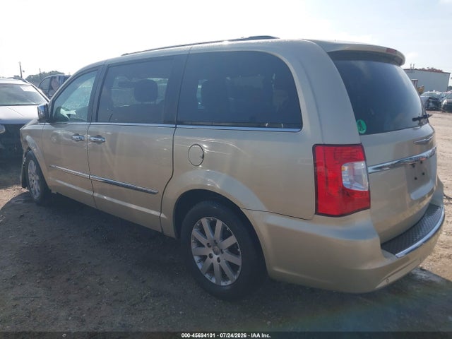 Продажа на аукционе авто 2011 Chrysler Town & Country Touring-l, vin: 2A4RR8DG5BR758129, номер лота: 45694101