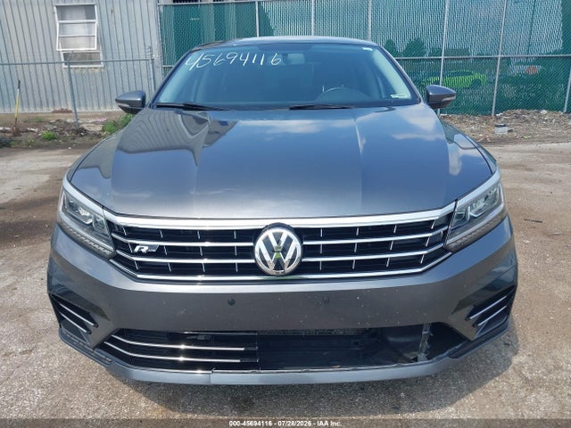 Продаж на аукціоні авто 2017 Volkswagen Passat 1.8t R-line, vin: 1VWDT7A37HC083184, номер лоту: 45694116