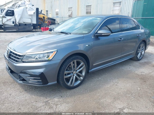 Продаж на аукціоні авто 2017 Volkswagen Passat 1.8t R-line, vin: 1VWDT7A37HC083184, номер лоту: 45694116