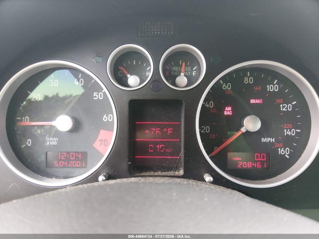 2001 Audi Tt მანქანა იყიდება აუქციონზე, vin: TRUWX28N011042591, აუქციონის ნომერი: 45694124