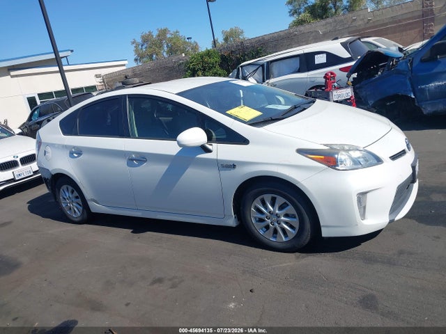 Продажа на аукционе авто 2012 Toyota Prius Plug-in, vin: JTDKN3DP0C3013658, номер лота: 45694135