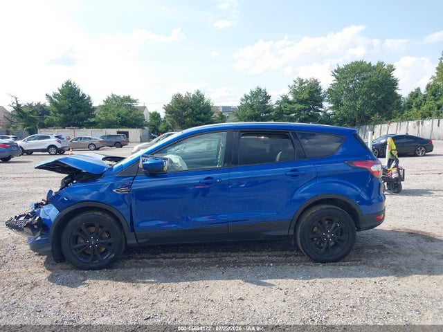 2017 Ford Escape Se მანქანა იყიდება აუქციონზე, vin: 1FMCU9GD4HUB48487, აუქციონის ნომერი: 45694172