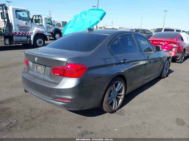 BMW 320i 2016 WBA8A9C50GK616403 Image 4