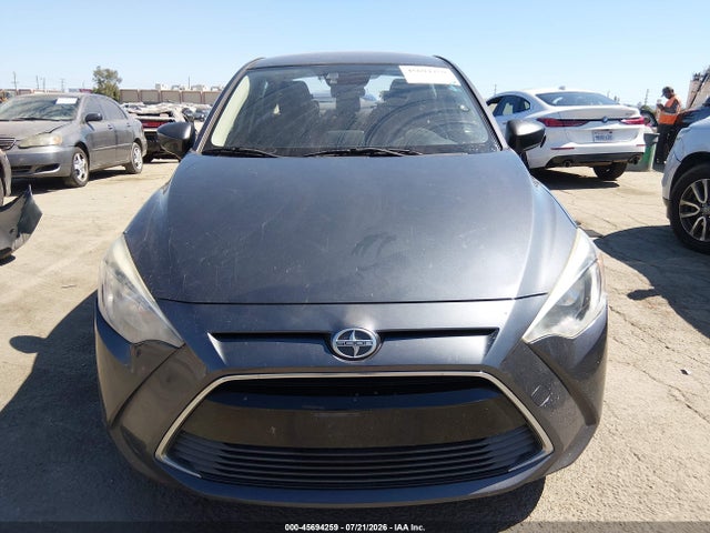 Scion IA 2016 3MYDLBZV7GY118759 Image 12