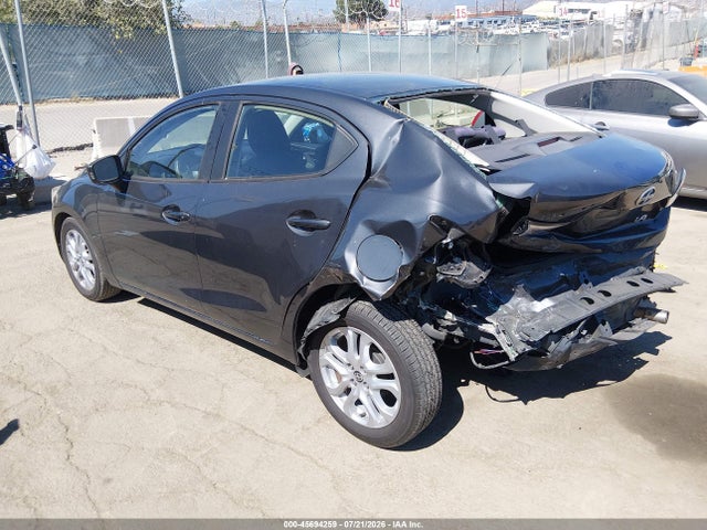 Scion IA 2016 3MYDLBZV7GY118759 Image 3