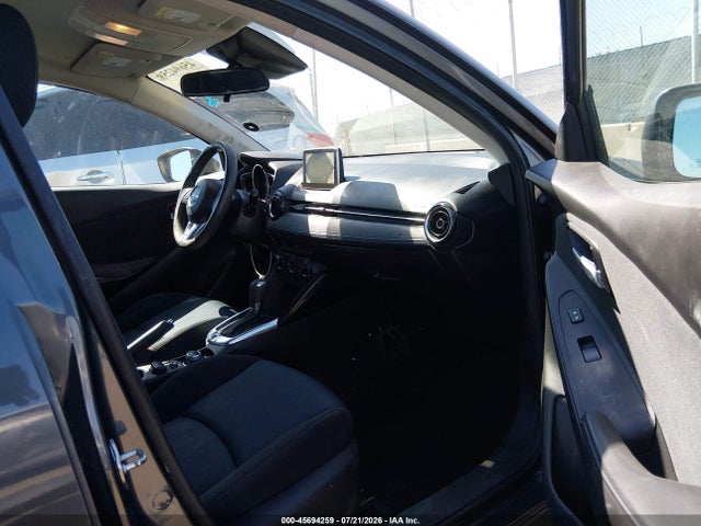 Scion IA 2016 3MYDLBZV7GY118759 Image 5