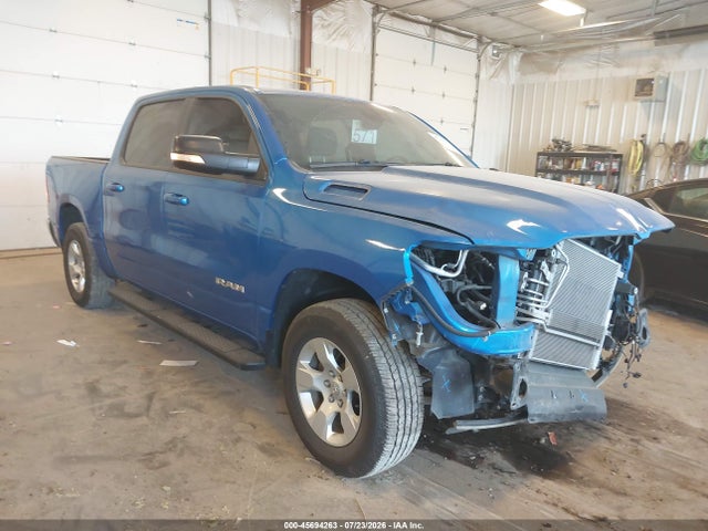 45694263 :رقم المزاد ، 1C6RRFFG8MN645385 vin ، 2021 Ram 1500 Big Horn  4x4 5'7 Box مزاد بيع