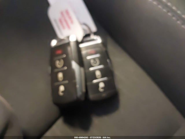 45694263 :رقم المزاد ، 1C6RRFFG8MN645385 vin ، 2021 Ram 1500 Big Horn  4x4 5'7 Box مزاد بيع