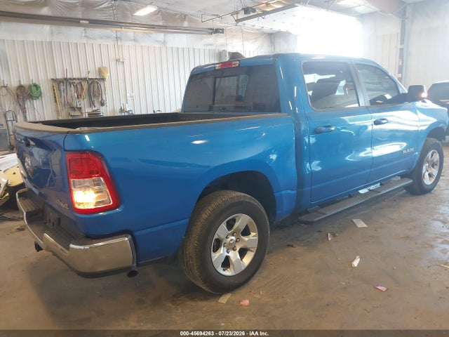 45694263 :رقم المزاد ، 1C6RRFFG8MN645385 vin ، 2021 Ram 1500 Big Horn  4x4 5'7 Box مزاد بيع